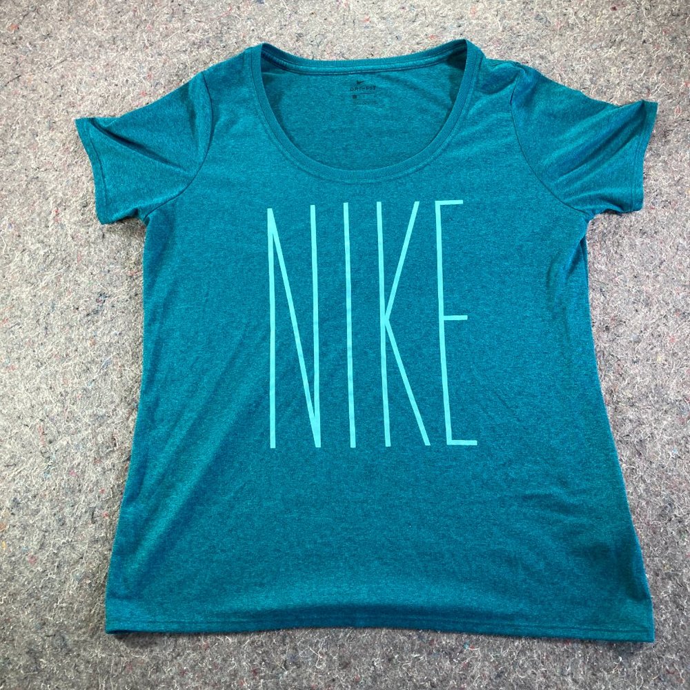 Nike Dri-Fit Womens Athletic Blue Cap Sleeve T-Shirt Size Large